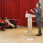 Chabon reads to the audience