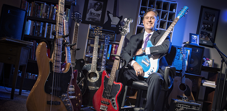Tom Giannini and his guitars 