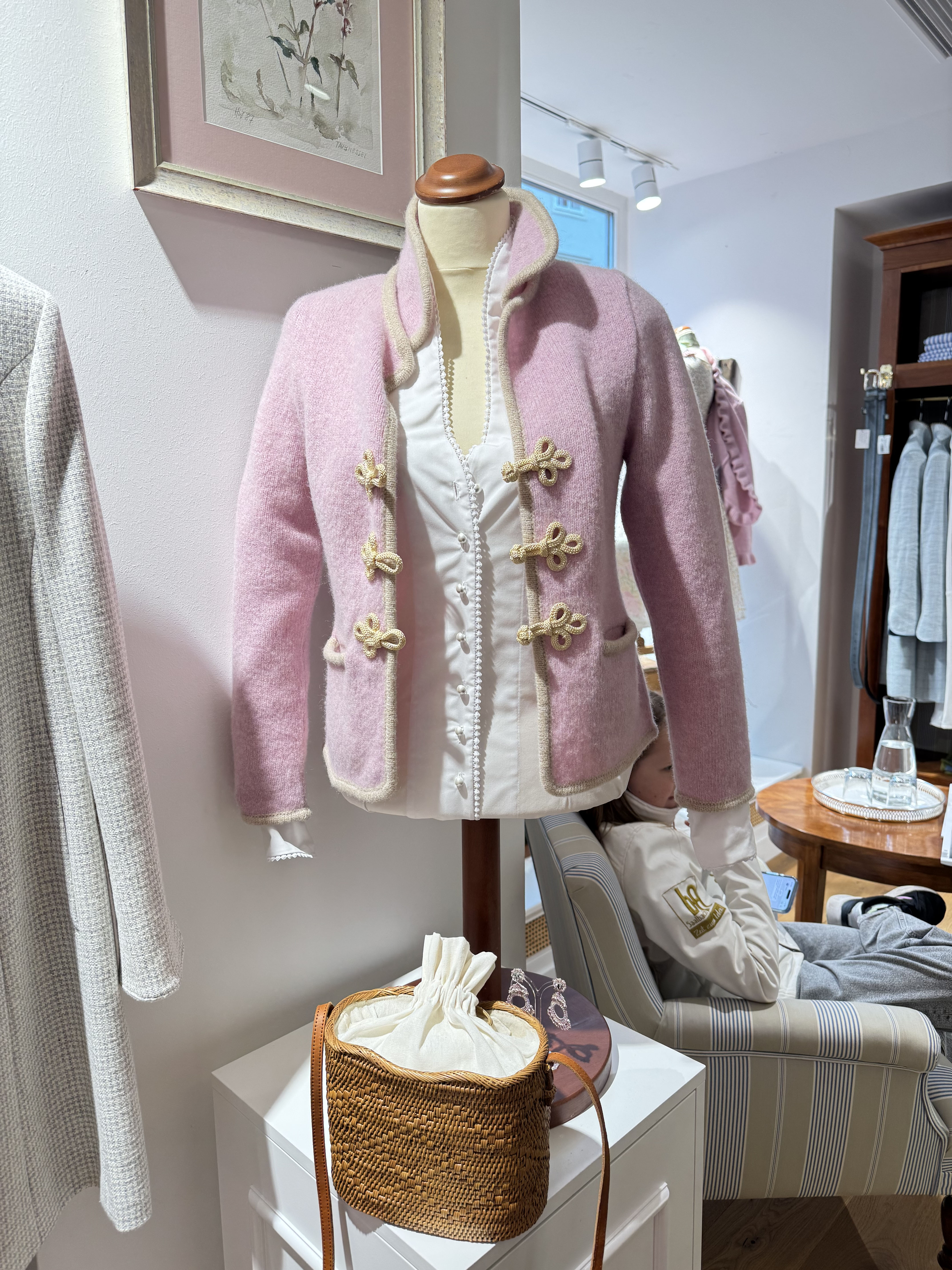 A model bust shows an outfit seen in Austria