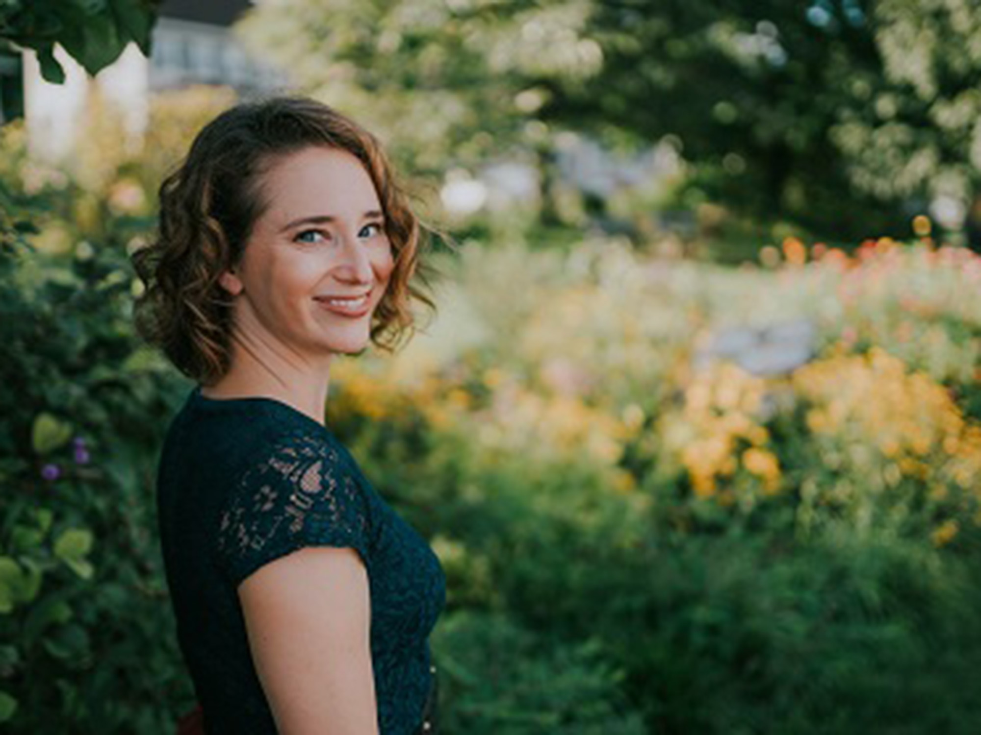 Photo portrait of Rachael Zeleny