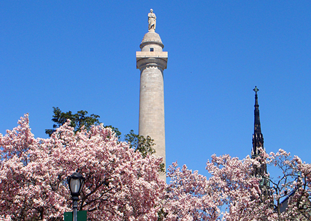 washington monument in spring