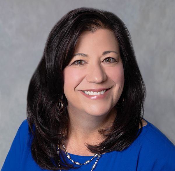 Theresa Silanskis Headshot