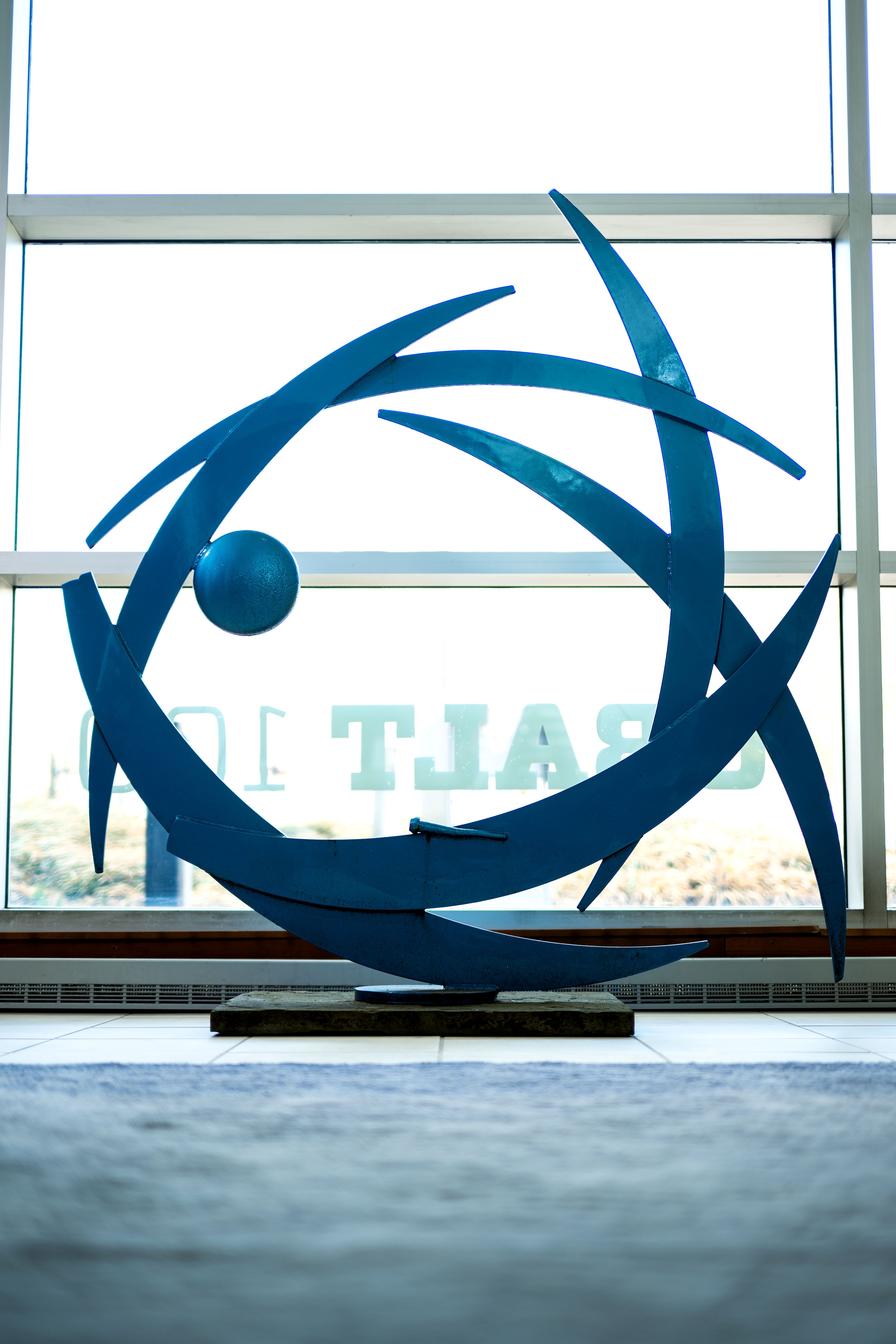 image of Strange Attraction fish sculpture by Chas Colburn