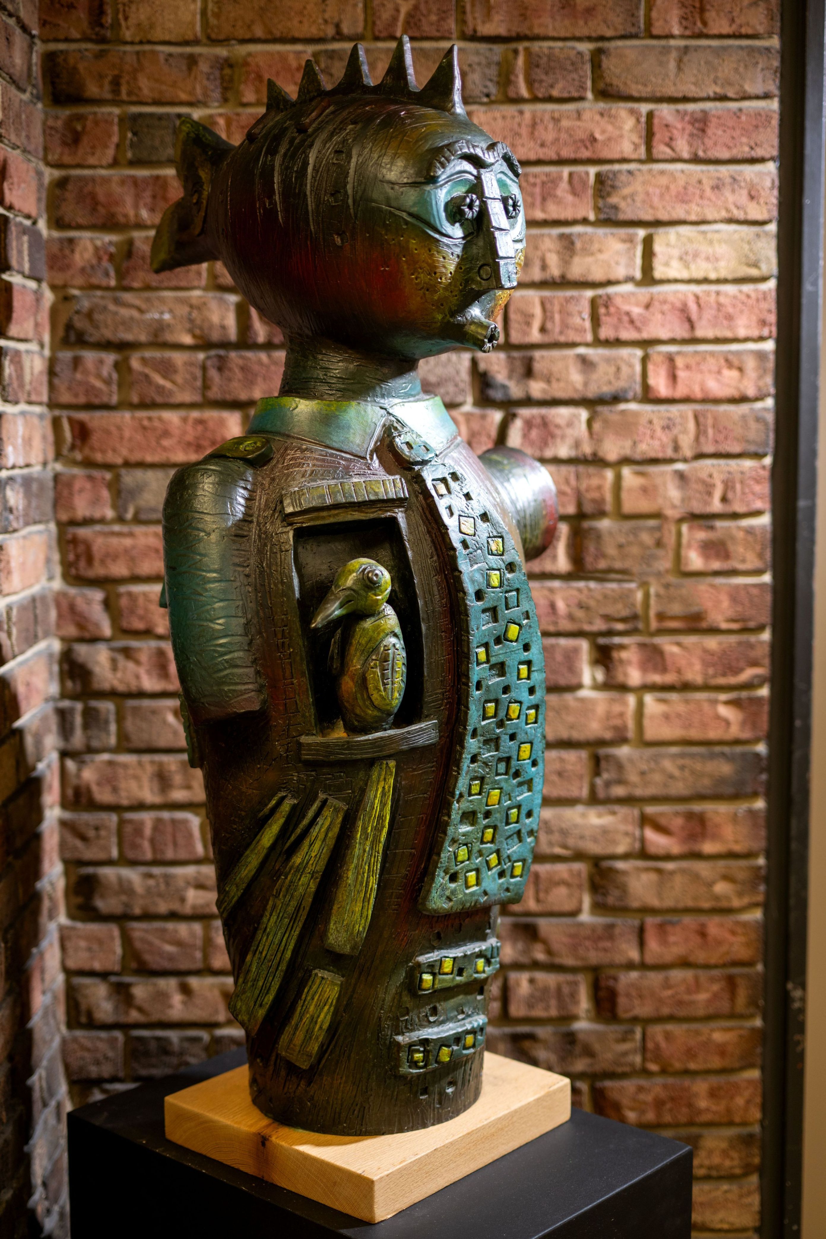image of Mr. Fish sculpture by Alfredo Sosabravo 