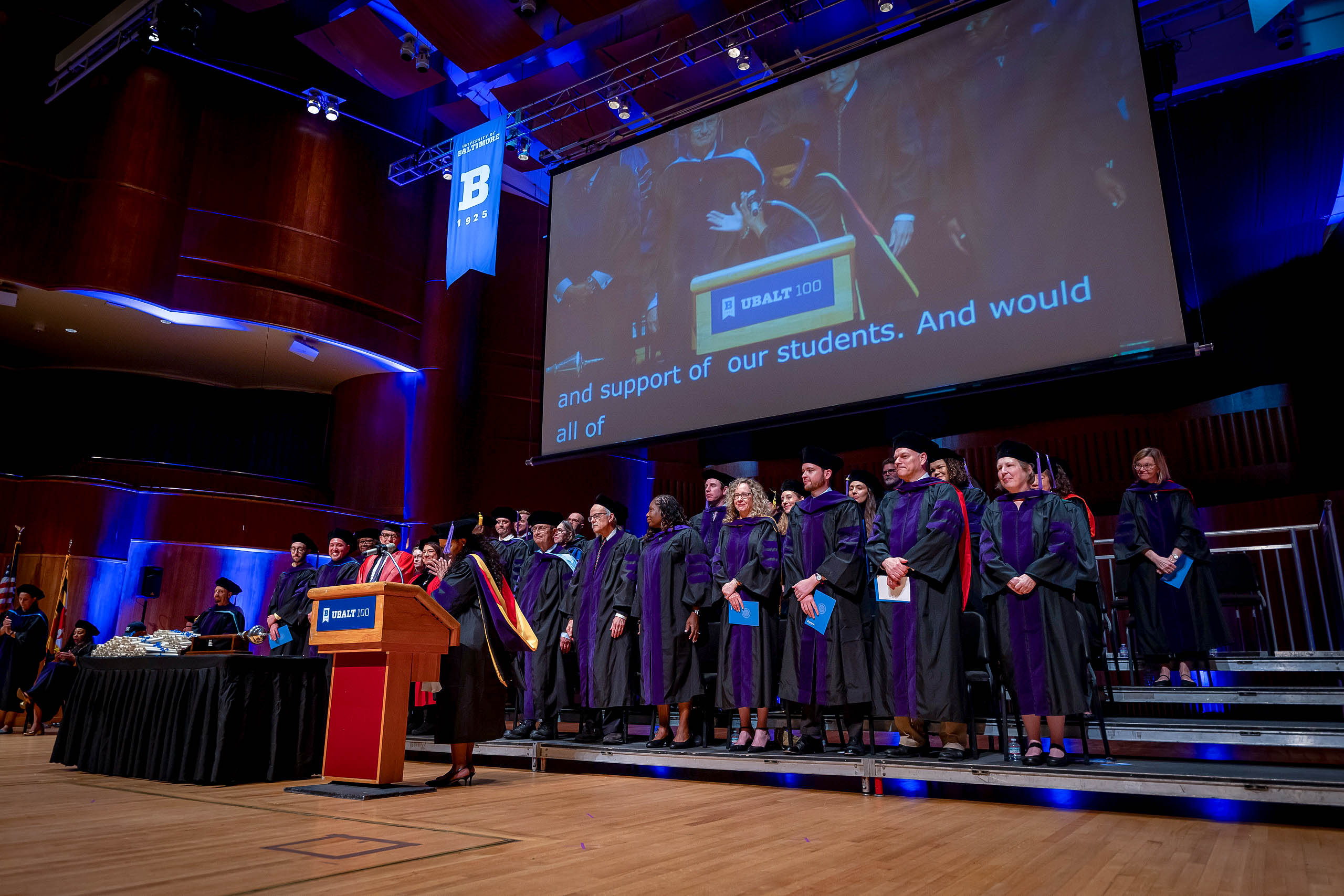 Commencement students 
