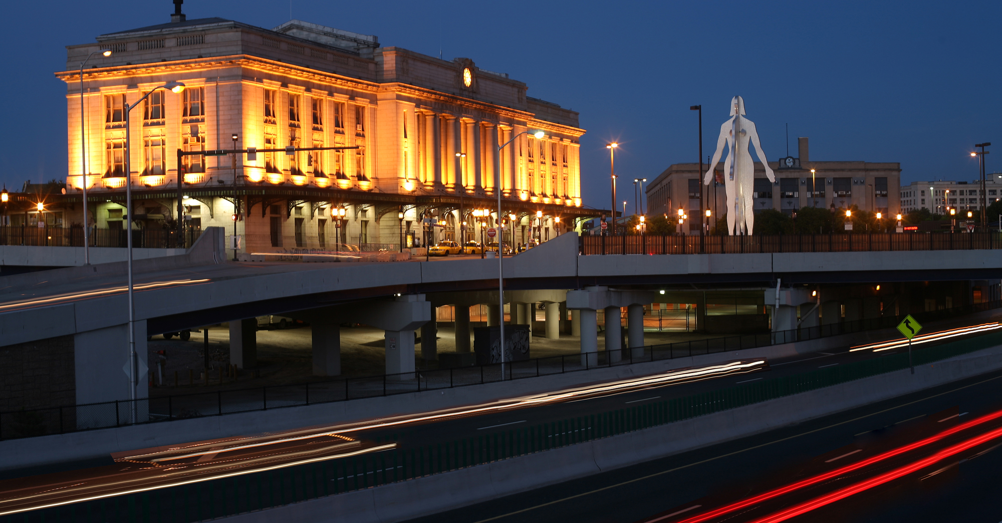 hero image Baltimore Penn Station at night