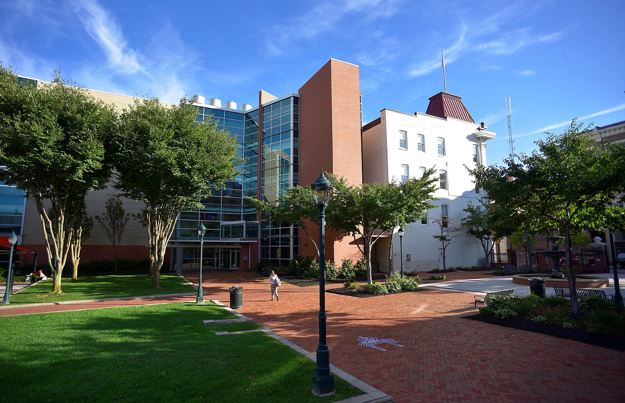 USMH campus building