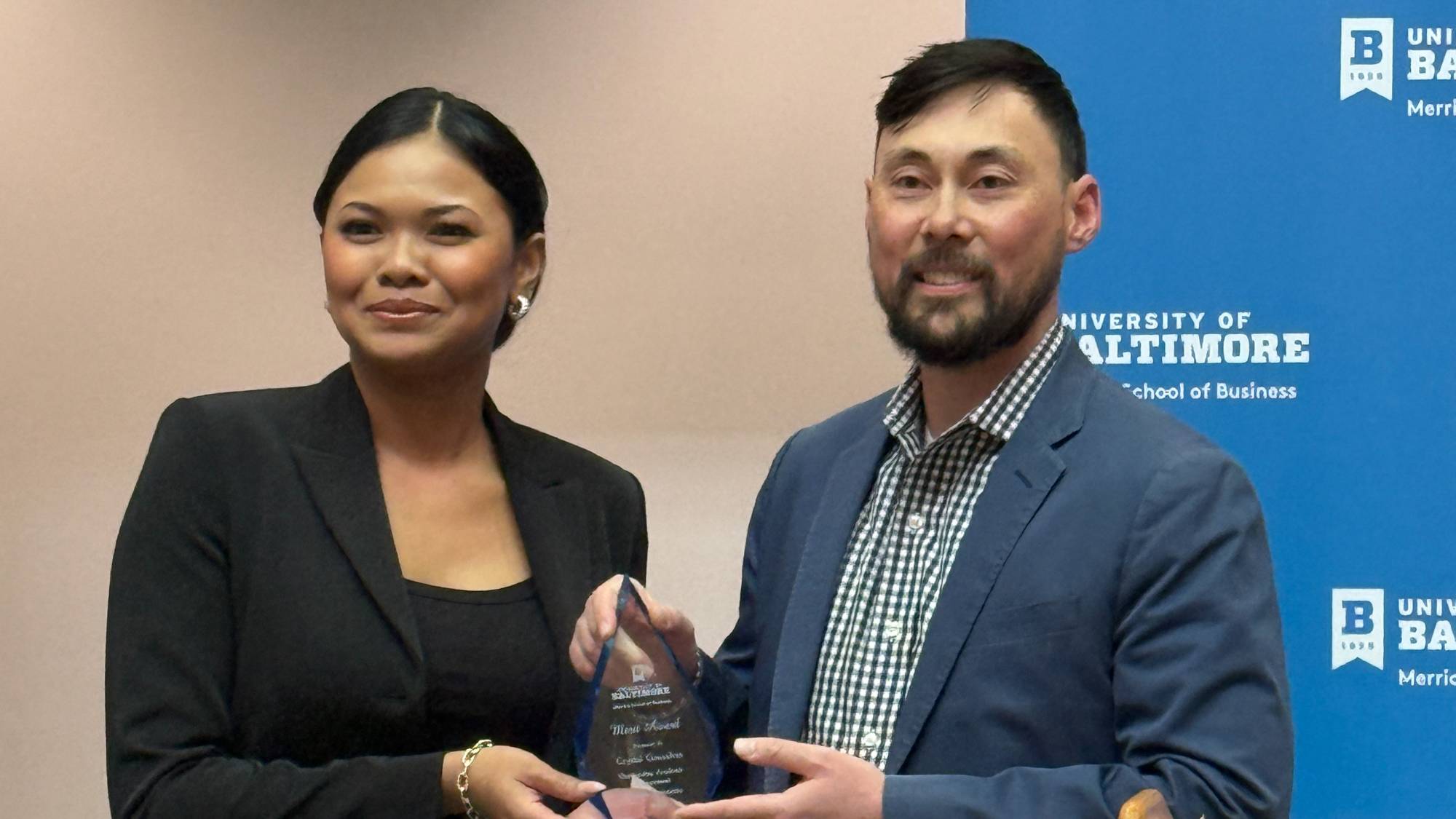 Student Crystal Gonsalves and Associate Professor Kevin Wynne